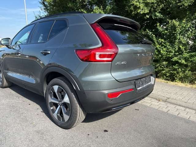 Fahrzeugbild eines Volvo XC40