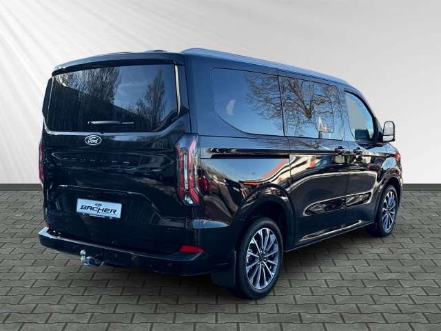 Fahrzeugbild eines Ford Tourneo Custom