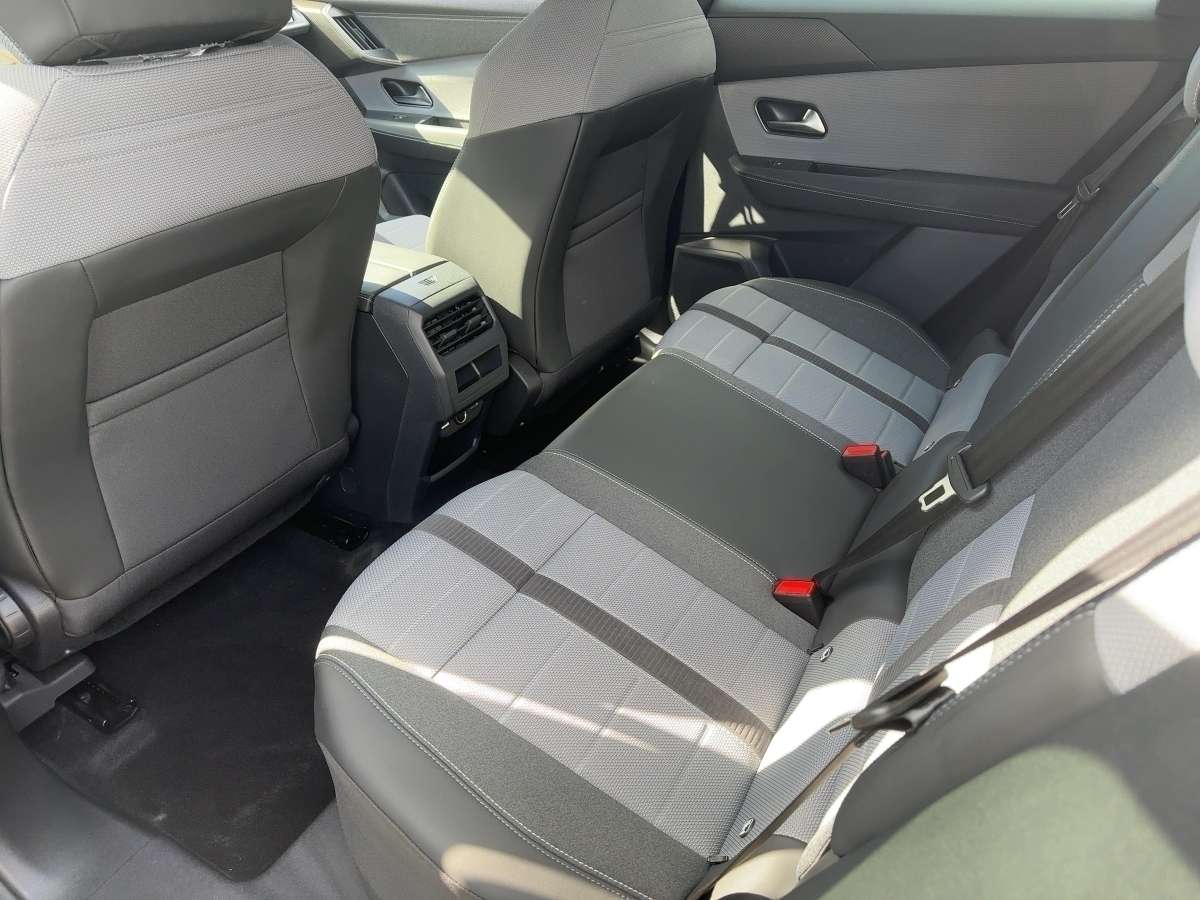 Fahrzeugbild eines Opel Grandland X