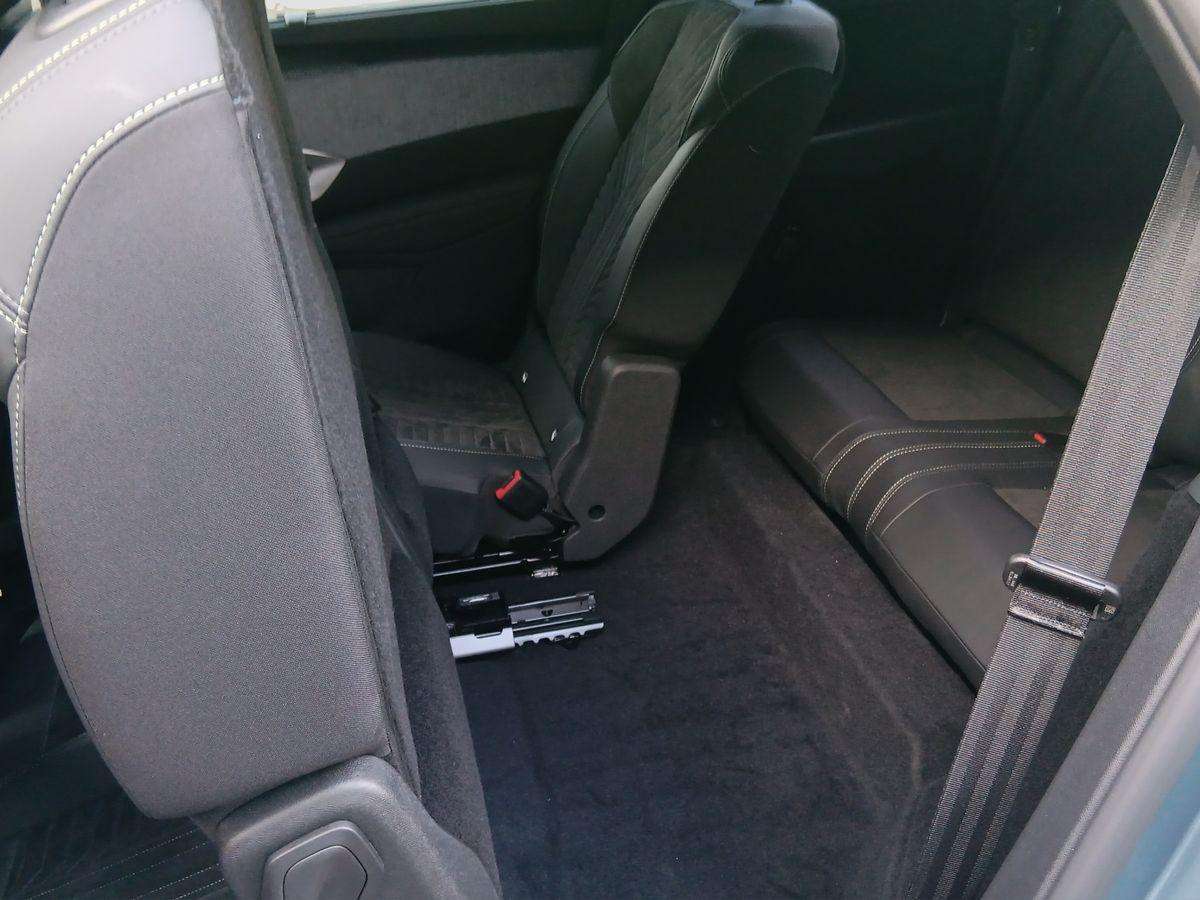 Fahrzeugbild eines Peugeot 5008