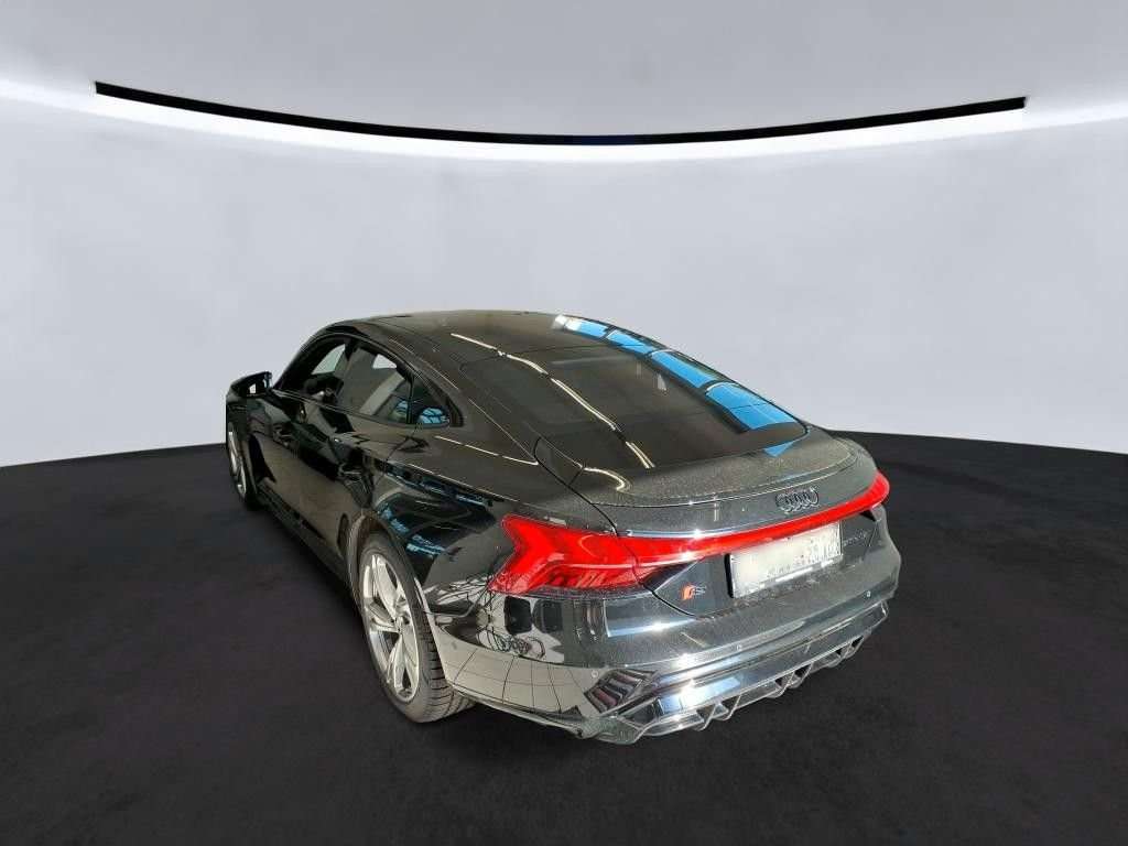 Fahrzeugbild eines Audi e-tron GT