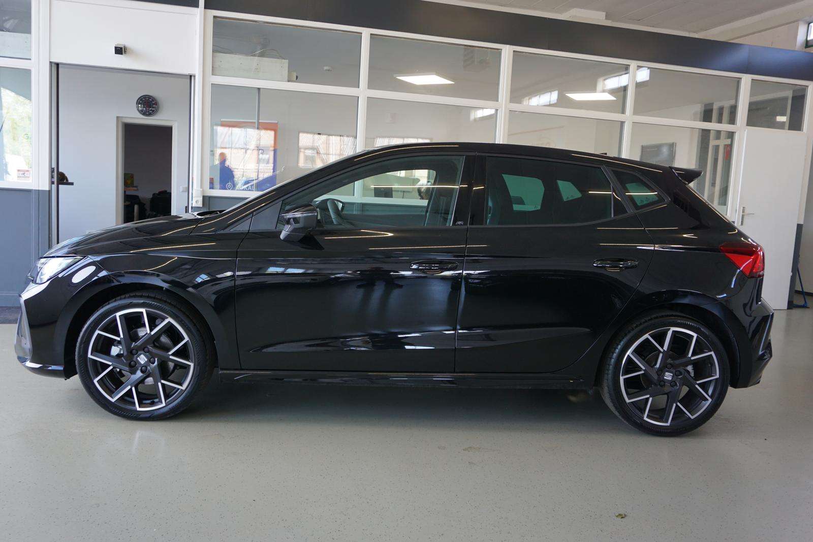 Fahrzeugbild eines SEAT Ibiza