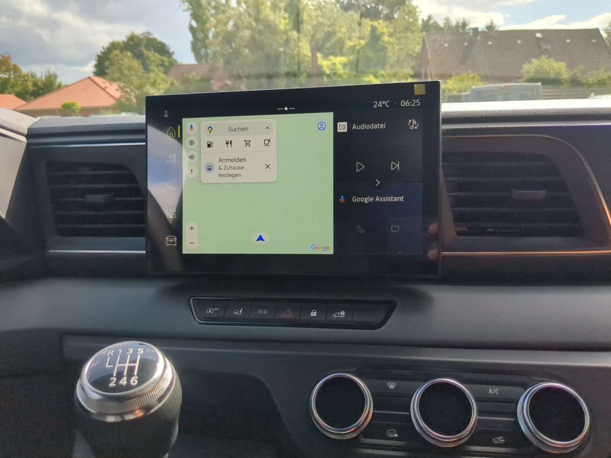 Fahrzeugbild eines Renault Master