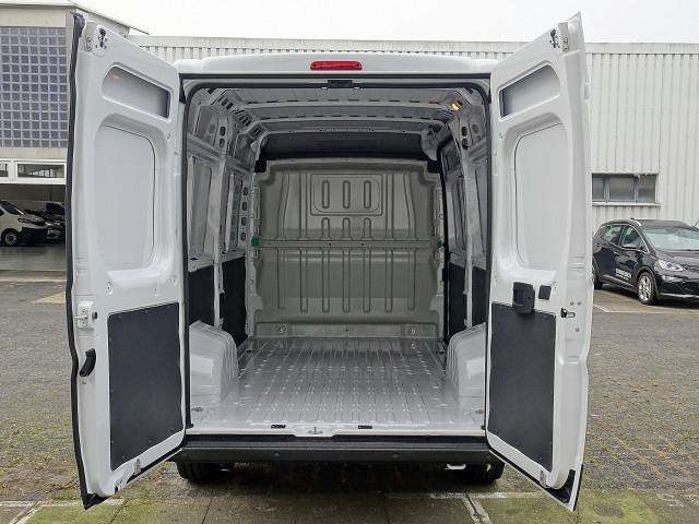 Fahrzeugbild eines Opel Movano