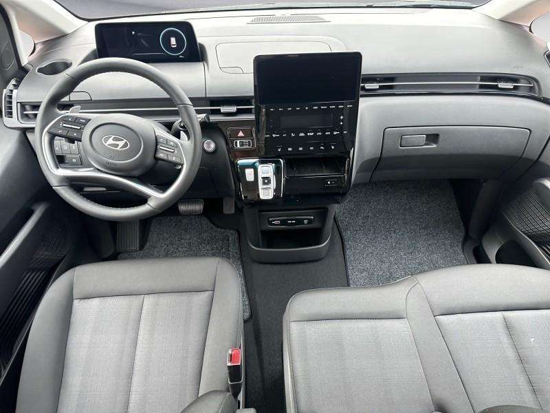 Fahrzeugbild eines Hyundai Staria