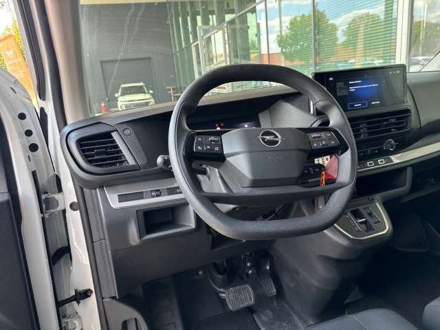 Fahrzeugbild eines Opel Vivaro