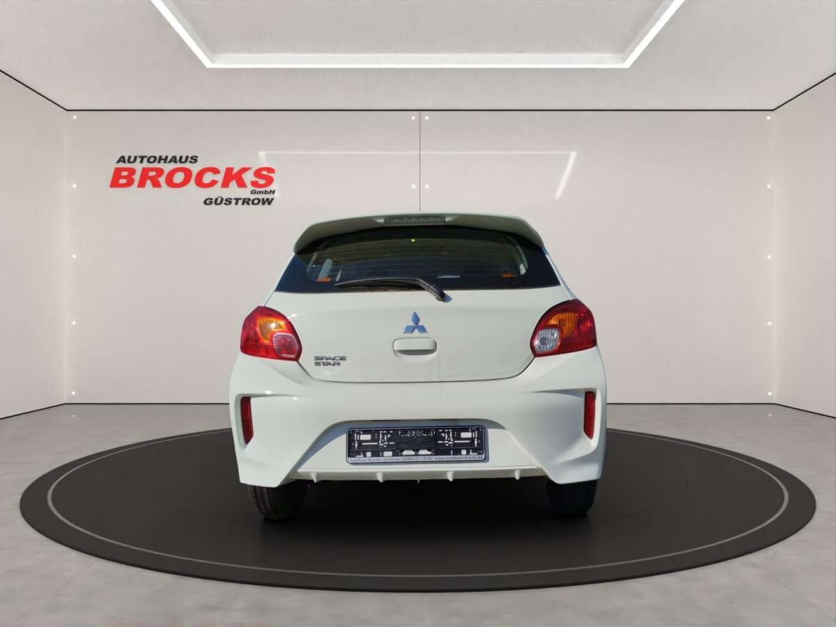 Fahrzeugbild eines Mitsubishi Space Star