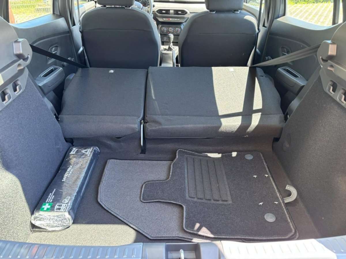 Fahrzeugbild eines Dacia Sandero