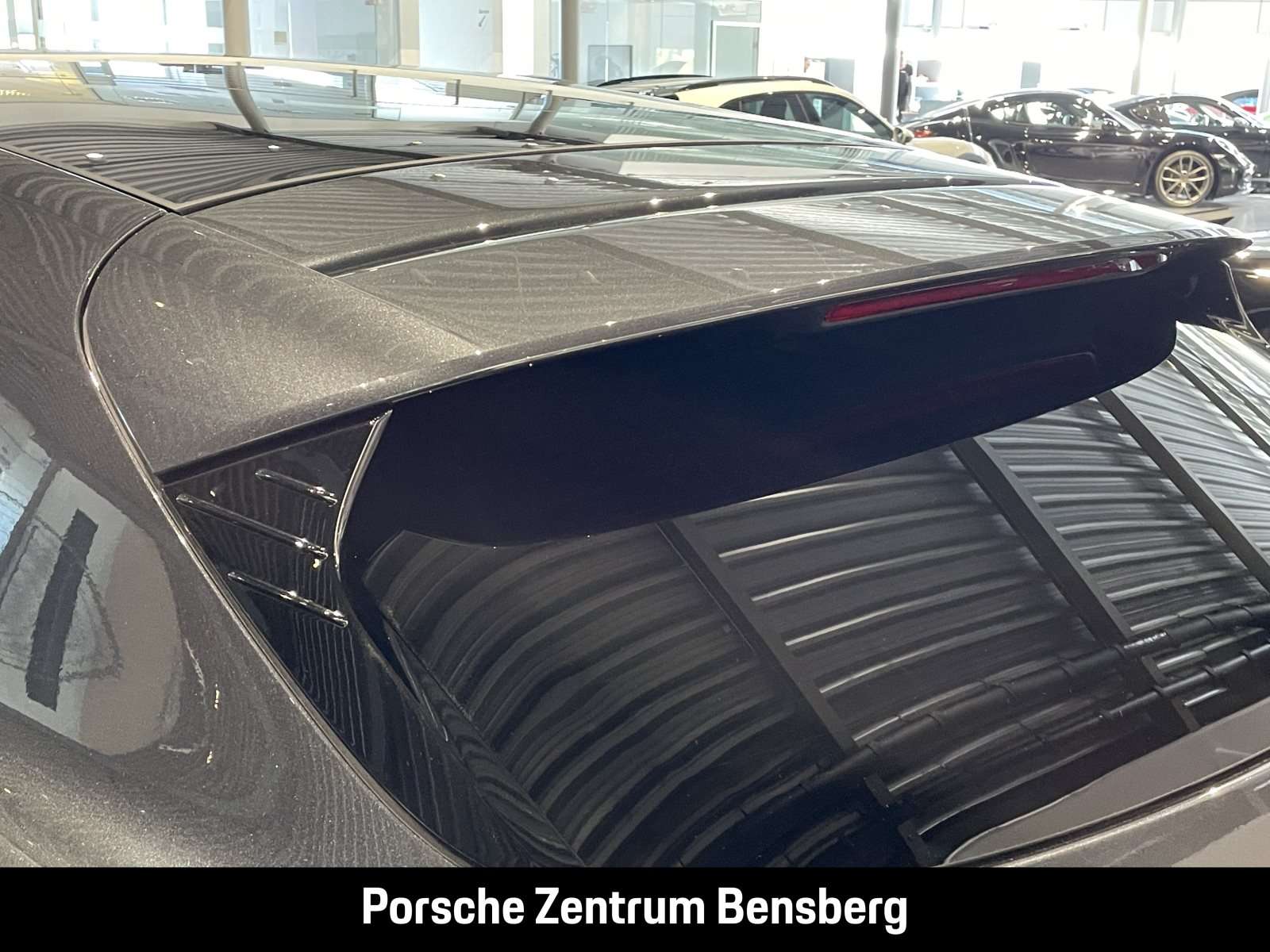 Fahrzeugbild eines Porsche Taycan