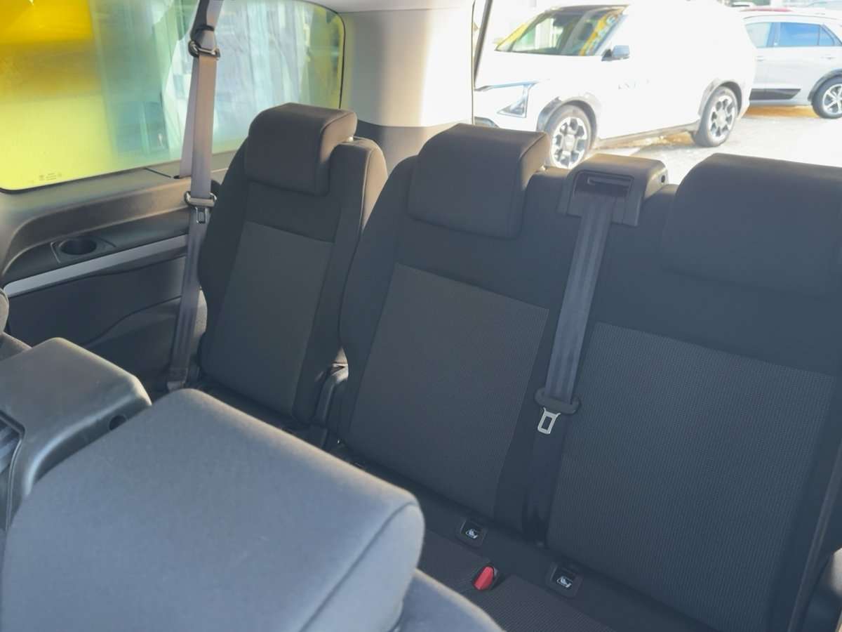 Fahrzeugbild eines Opel Zafira