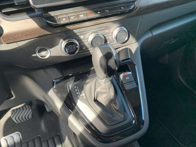 Fahrzeugbild eines Renault Kangoo