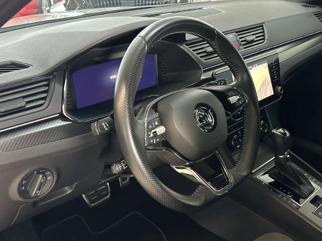 Fahrzeugbild eines Skoda Superb