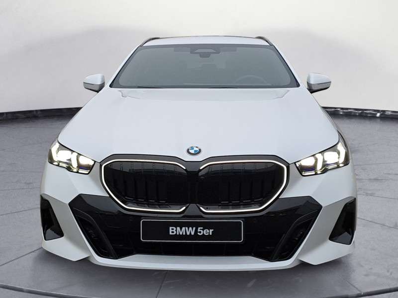 Fahrzeugbild eines BMW 5er-Reihe