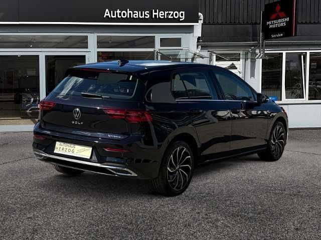 Fahrzeugbild eines Volkswagen Golf