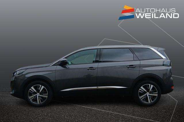 Fahrzeugbild eines Peugeot 5008