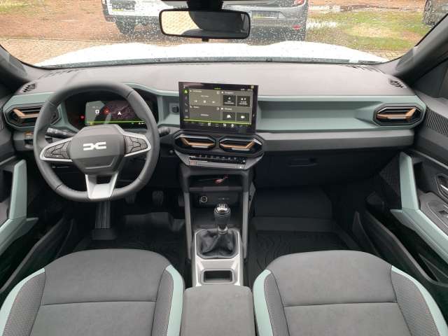 Fahrzeugbild eines Dacia Bigster