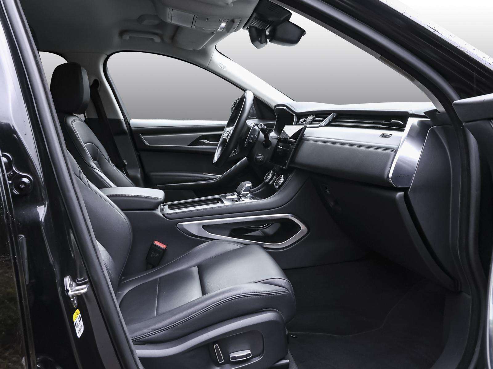 Fahrzeugbild eines Jaguar F-PACE