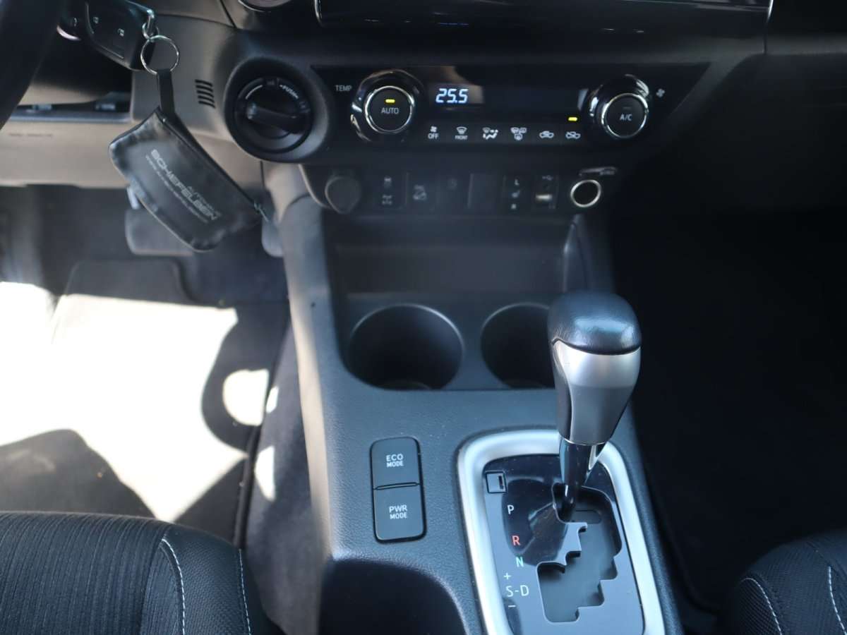 Fahrzeugbild eines Toyota Hilux