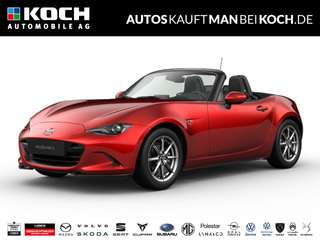 Schräge Frontansicht auf einen Mazda MX-5 , freigestellt