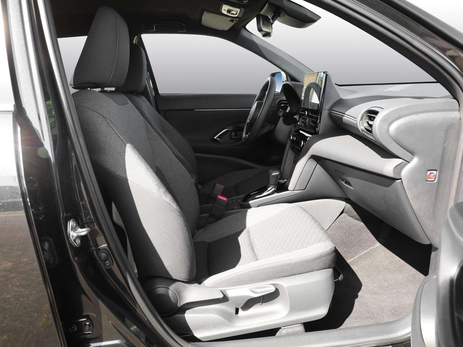 Fahrzeugbild eines Toyota Yaris Cross