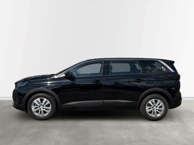 Fahrzeugbild eines Peugeot 5008
