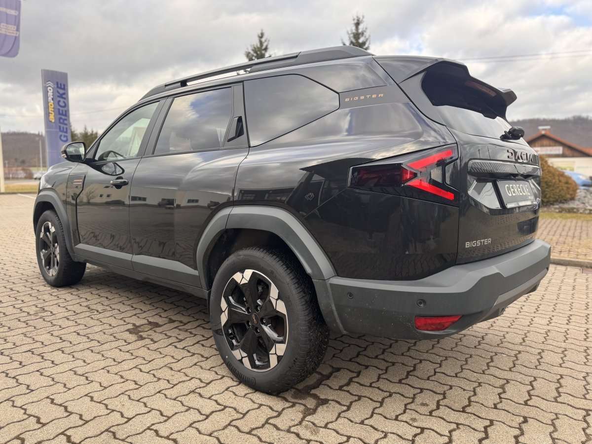 Fahrzeugbild eines Dacia Bigster
