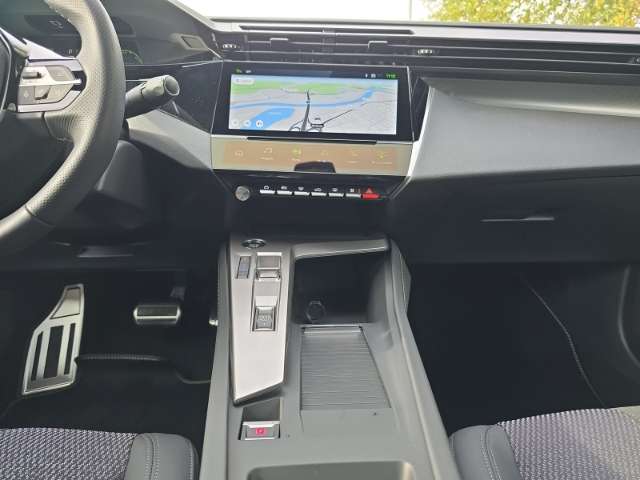 Fahrzeugbild eines Peugeot 408