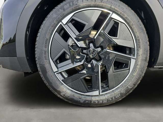 Fahrzeugbild eines Peugeot 408