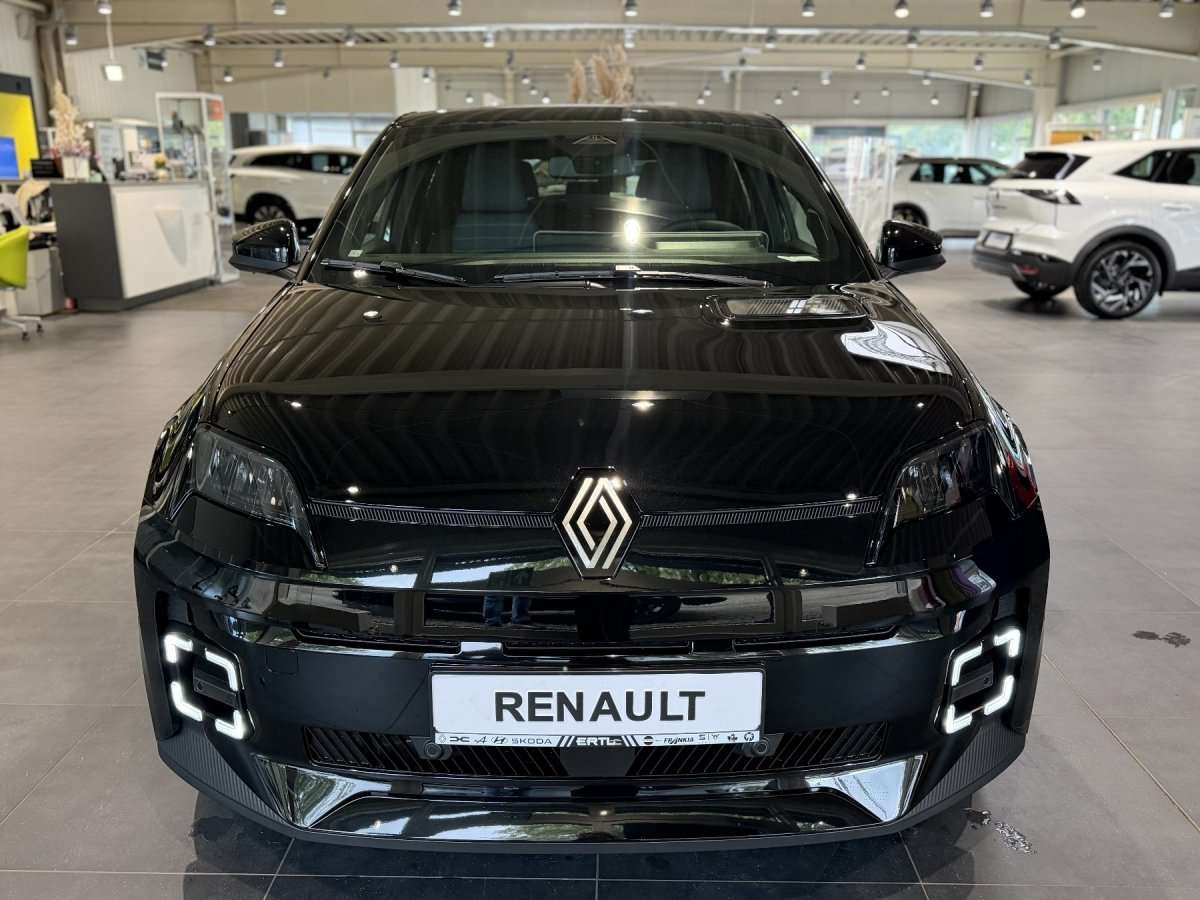 Fahrzeugbild eines Renault 5 E-TECH