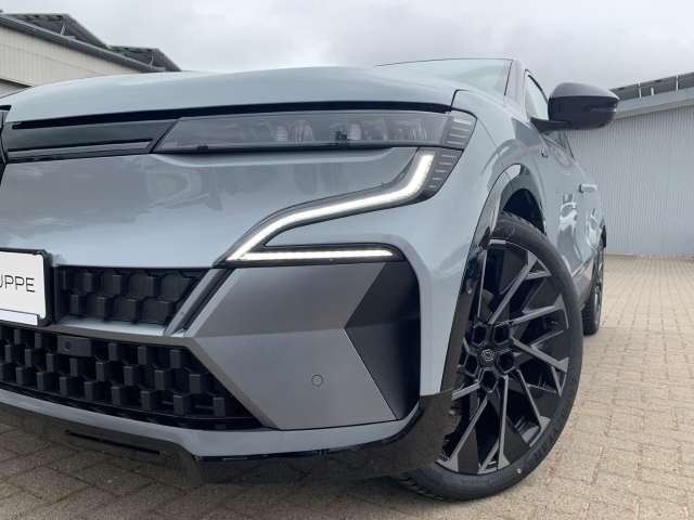 Fahrzeugbild eines Renault Megane E-TECH