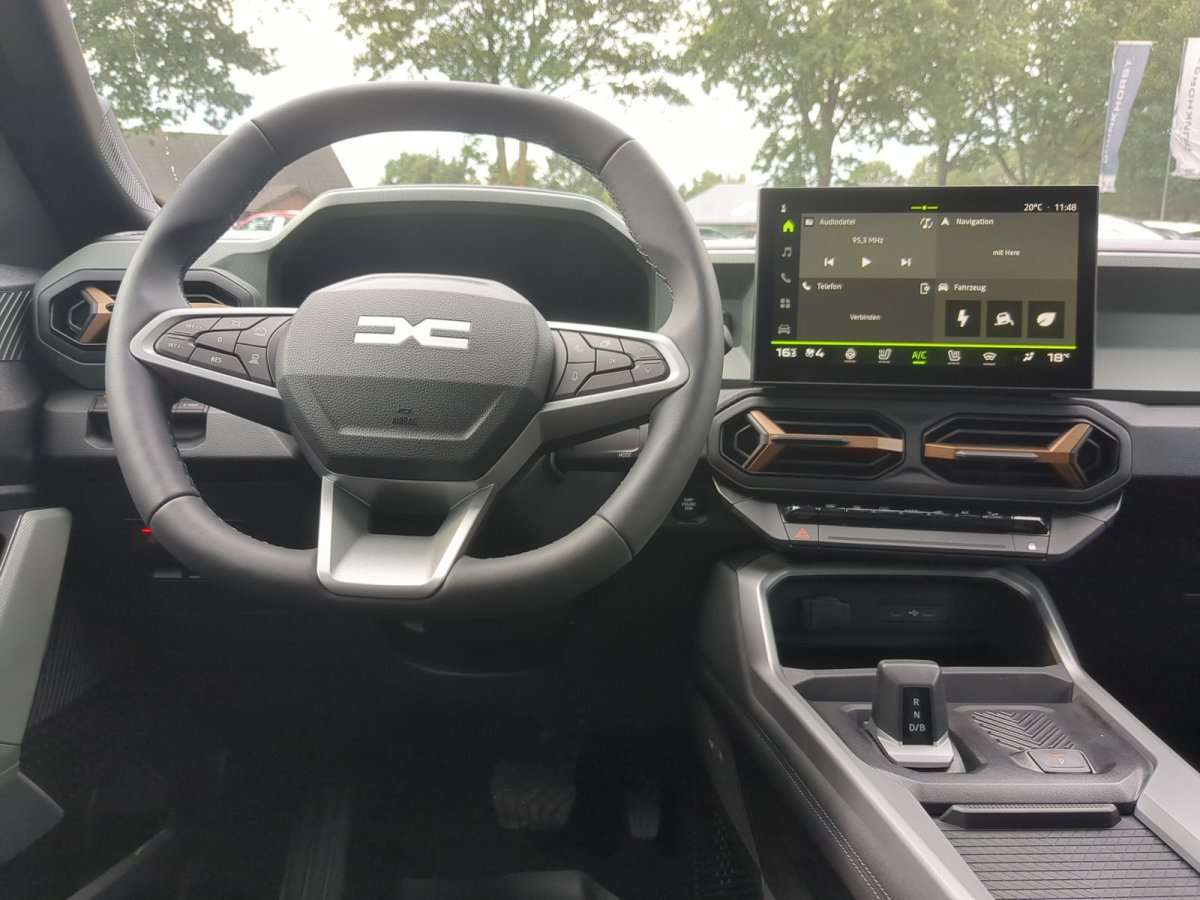 Fahrzeugbild eines Dacia Bigster