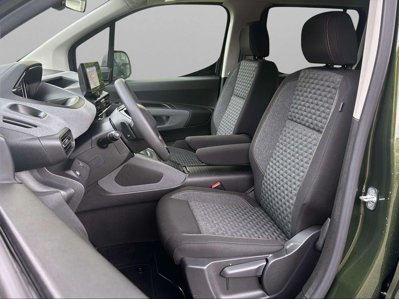 Fahrzeugbild eines Peugeot Rifter