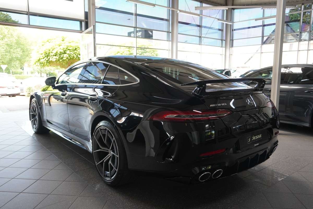 Fahrzeugbild eines Mercedes-Benz AMG GT