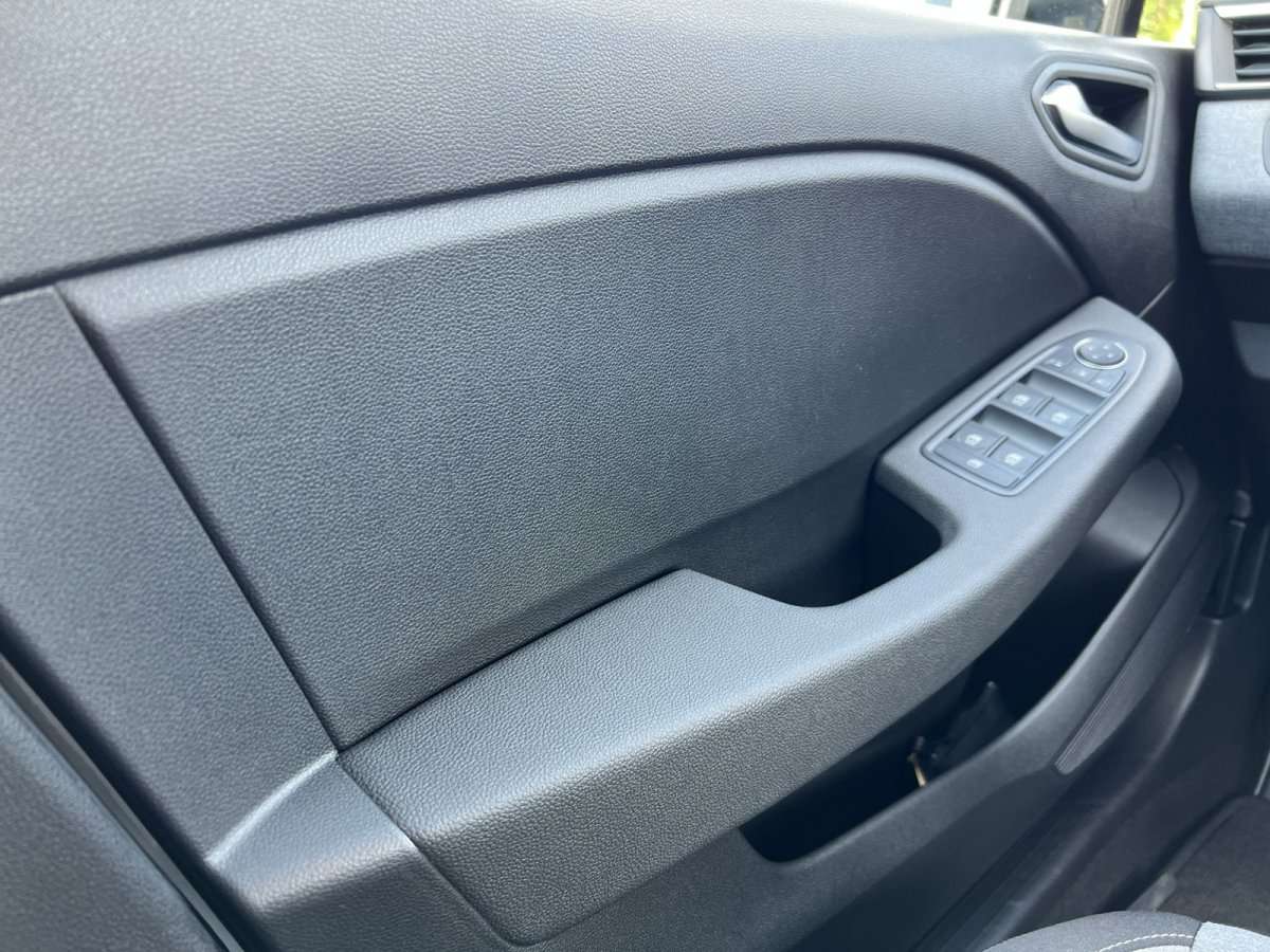 Fahrzeugbild eines Renault Clio