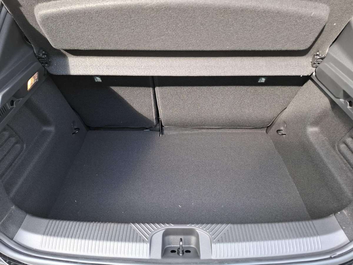 Fahrzeugbild eines Renault Clio