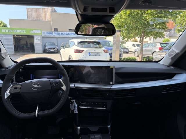 Fahrzeugbild eines Opel Frontera
