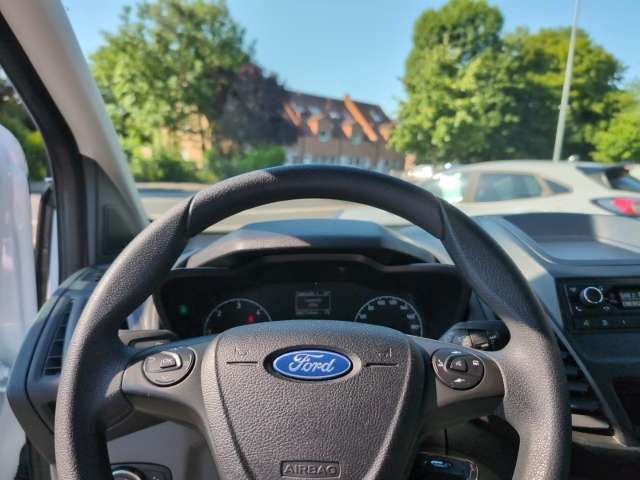 Fahrzeugbild eines Ford Transit Connect