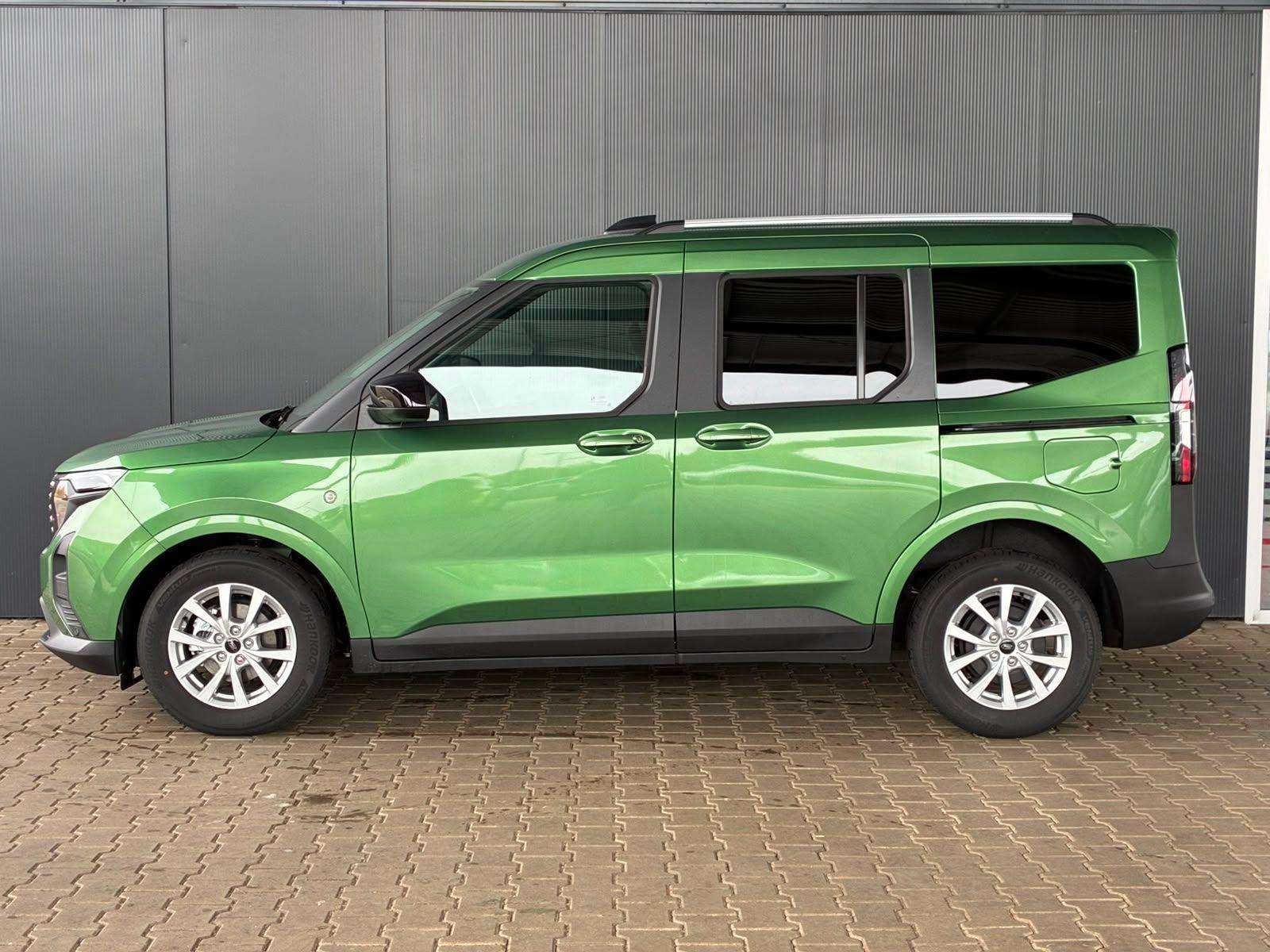 Fahrzeugbild eines Ford Tourneo Courier