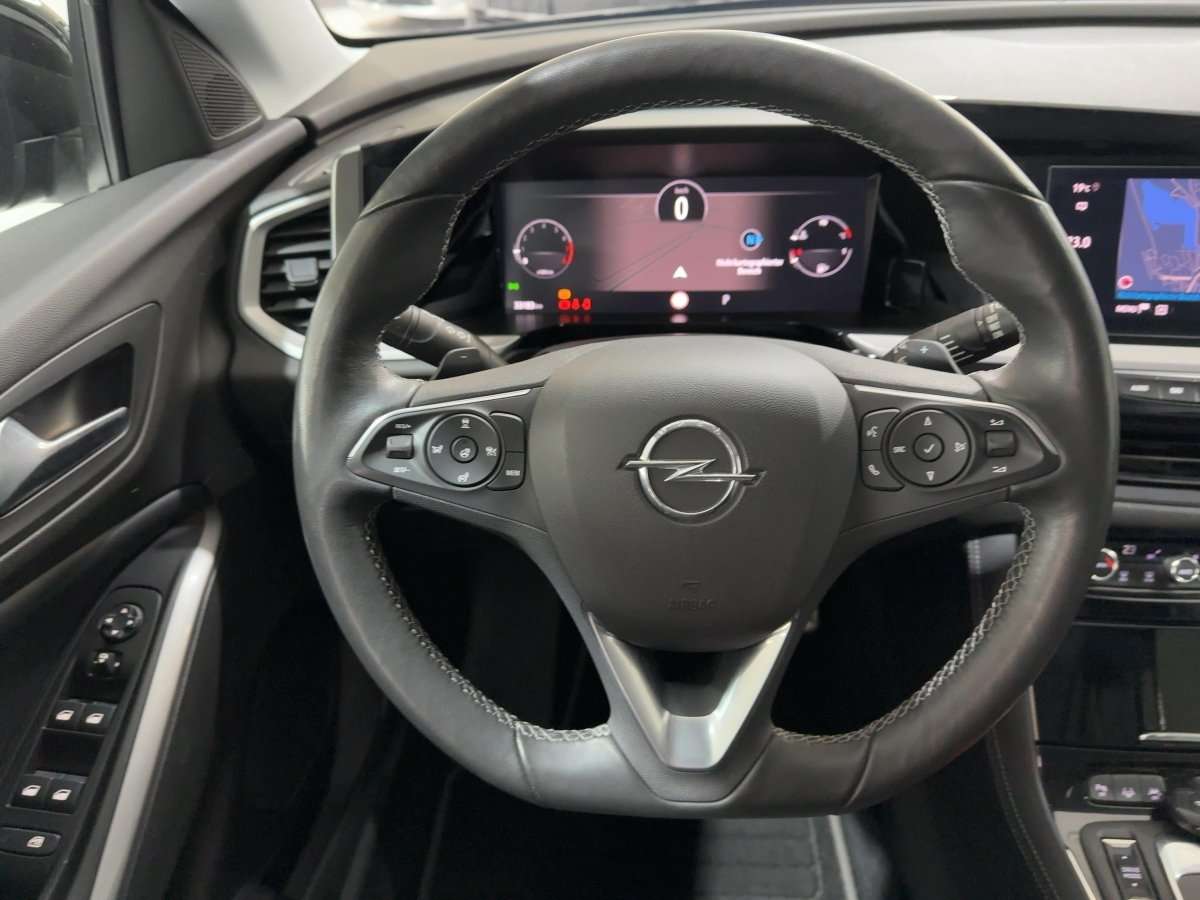 Fahrzeugbild eines Opel Grandland X