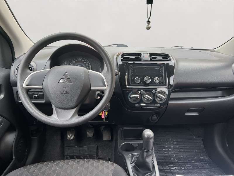 Fahrzeugbild eines Mitsubishi Space Star