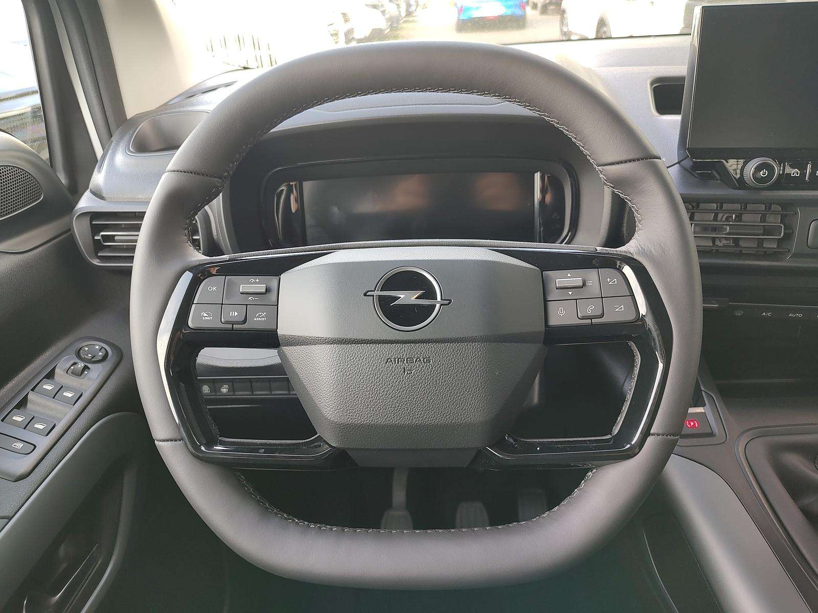 Fahrzeugbild eines Opel Combo Life