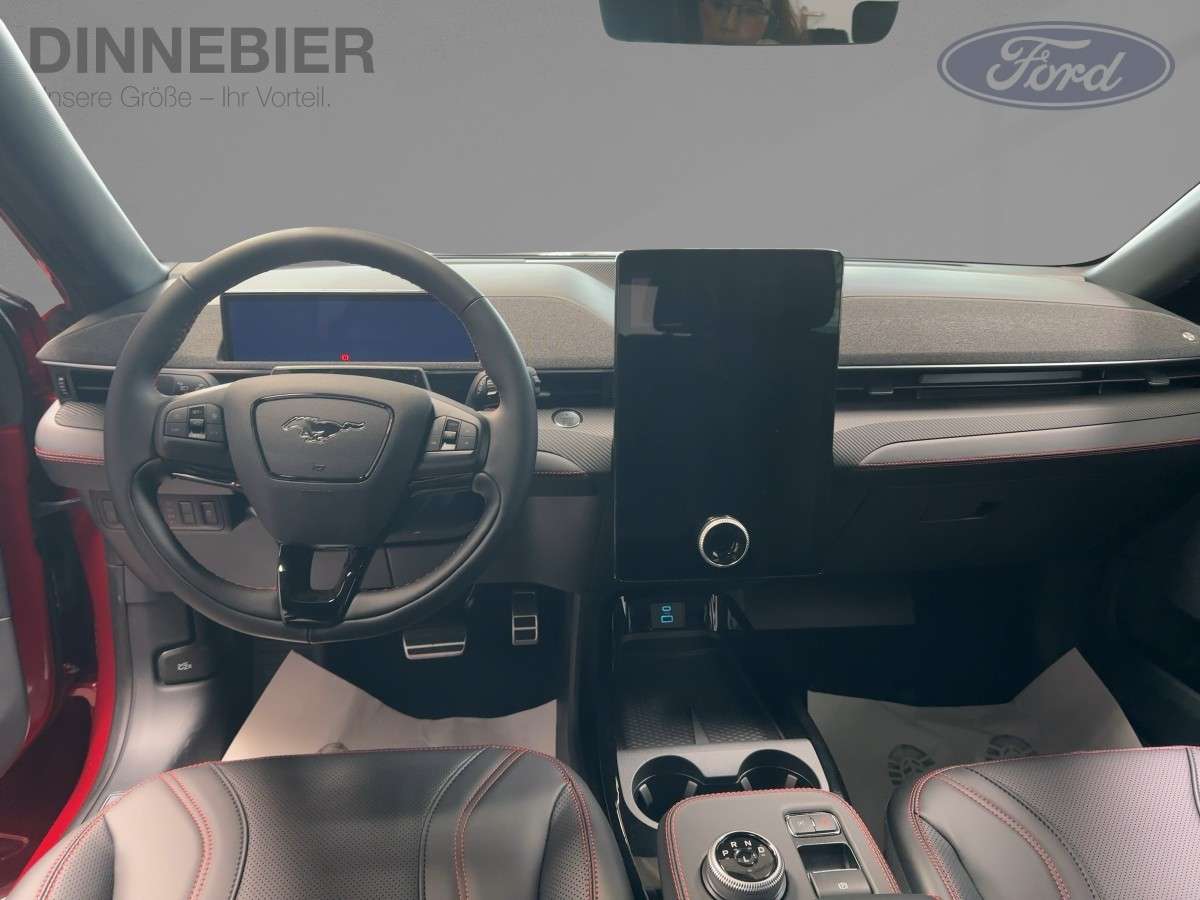 Fahrzeugbild eines Ford Mustang Mach-E