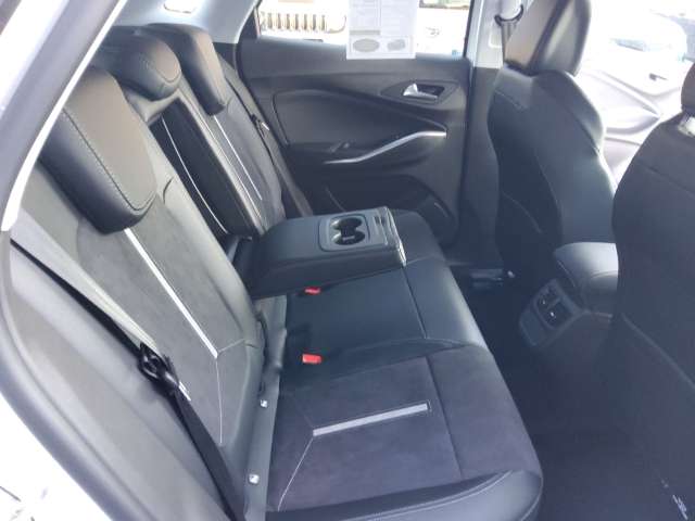 Fahrzeugbild eines Opel Grandland X