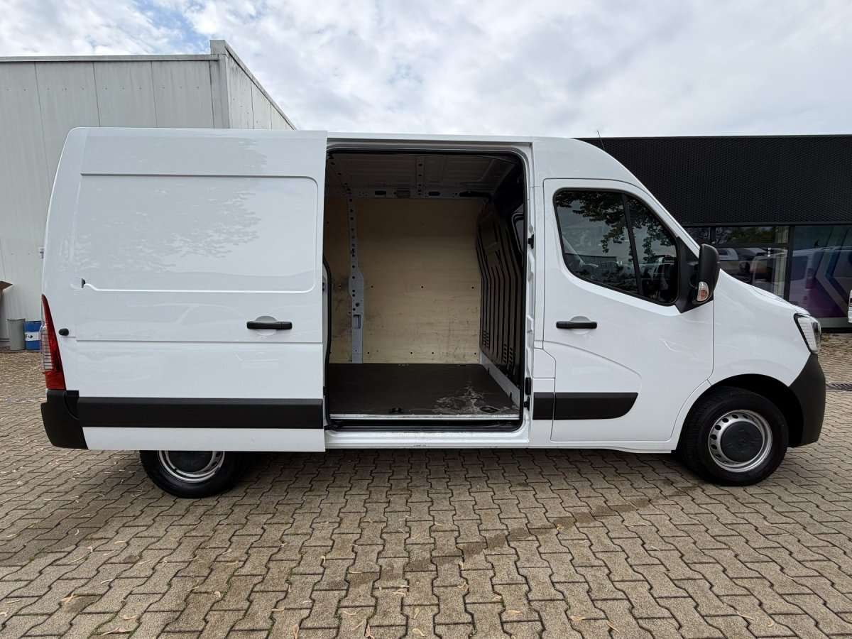 Fahrzeugbild eines Renault Master