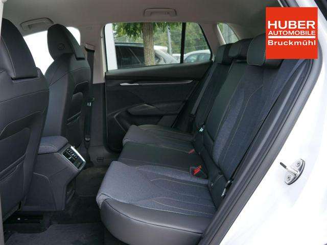 Fahrzeugbild eines Skoda ELROQ