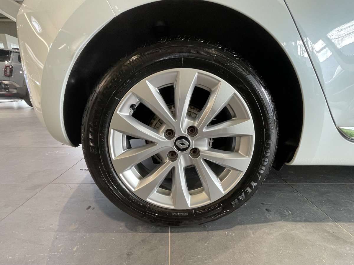 Fahrzeugbild eines Renault Clio