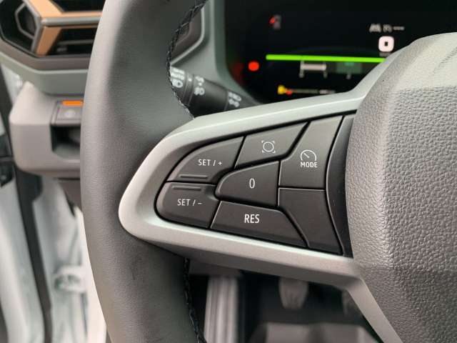 Fahrzeugbild eines Dacia Bigster