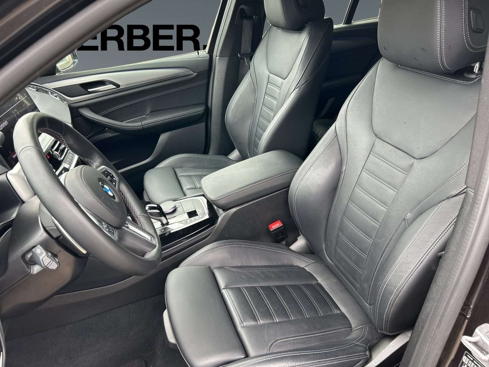 Fahrzeugbild eines BMW X4