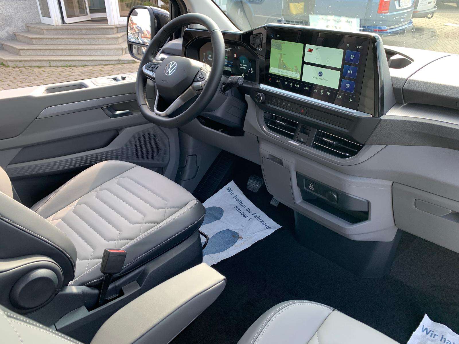 Fahrzeugbild eines Volkswagen Caravelle