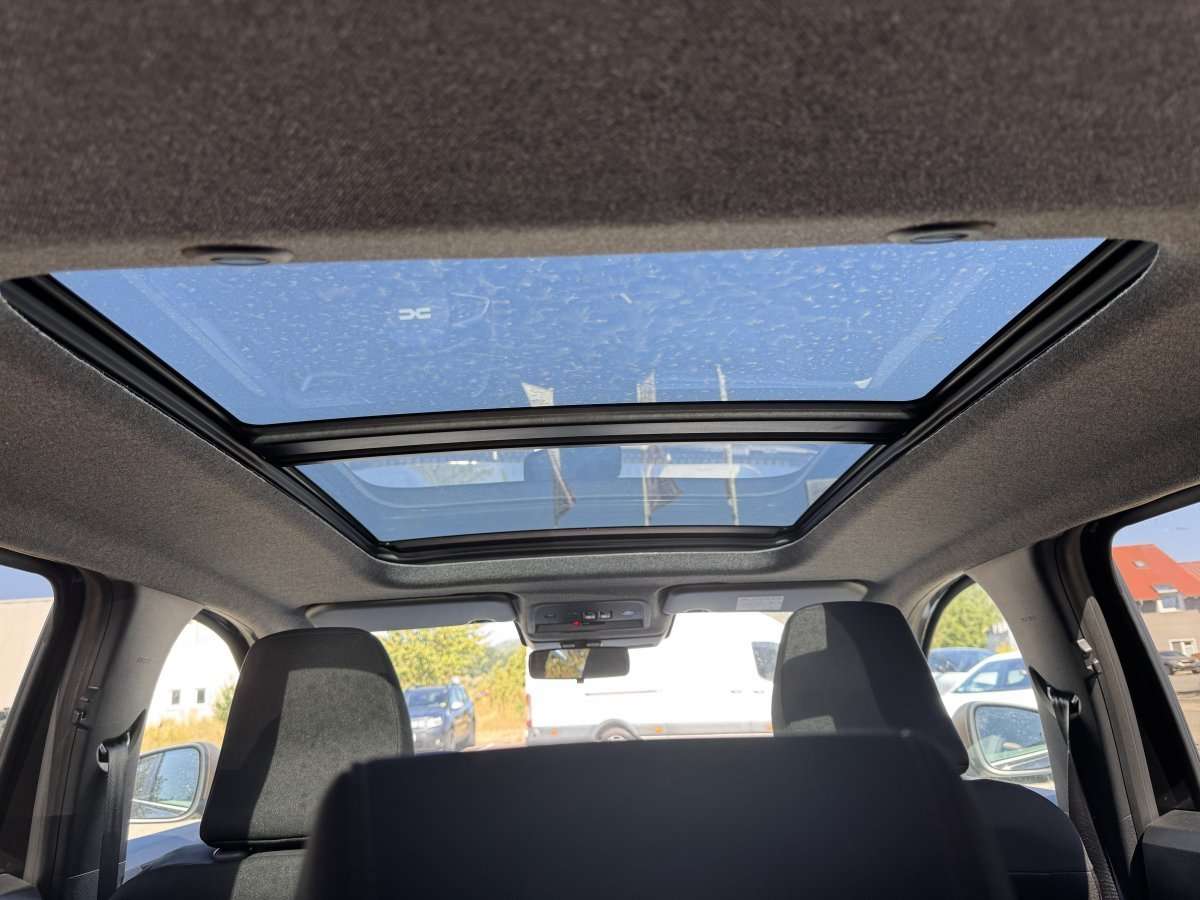 Fahrzeugbild eines Dacia Bigster